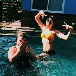 Meet your Posher, Mary-jane